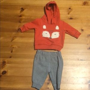 Fox hoodie and sweatpants